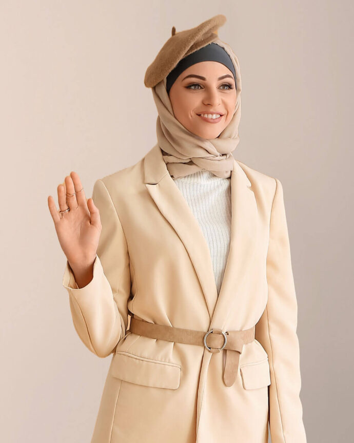 ⁦سترة بلون موحد⁩ - الصورة ⁦2⁩